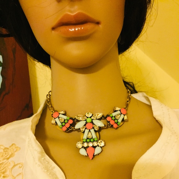 J, CREW MIXED STONES STATEMENT NECKLACE - Picture 1 of 3